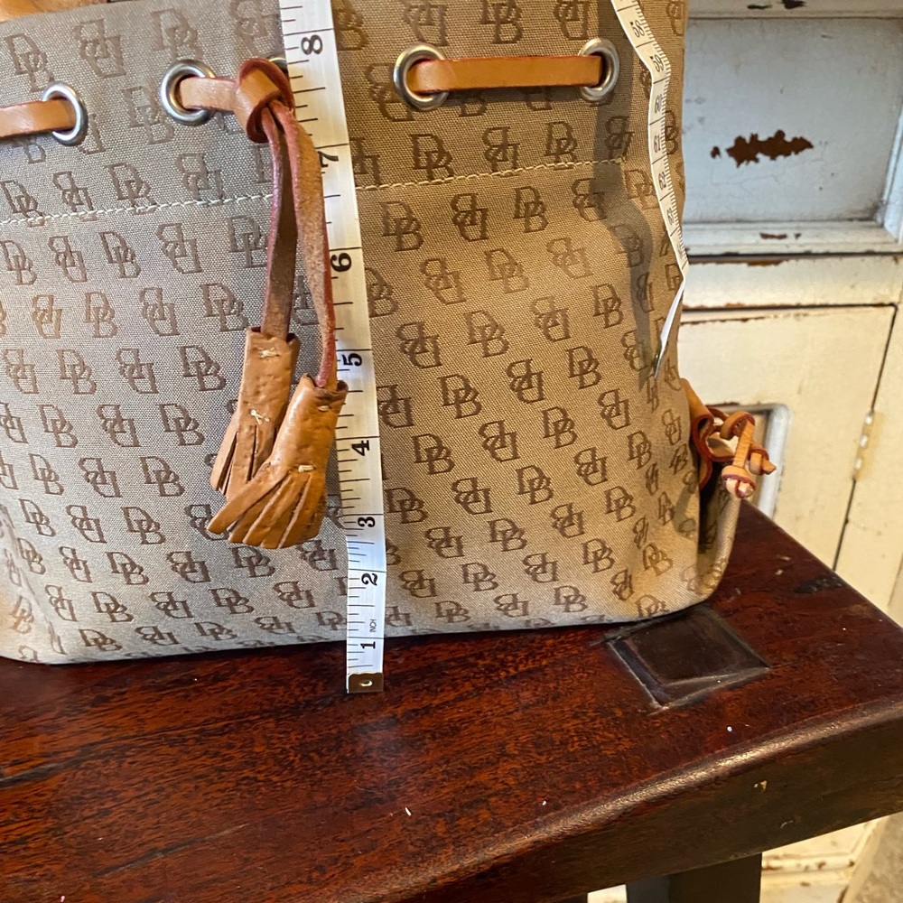 Vintage Dooney & Bourke Satchel Bag Small Authentic Signature Color Beige/Tan - Picture 10 of 11